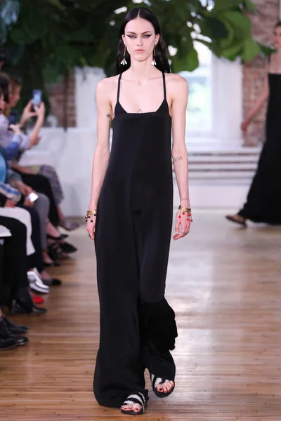Look 61